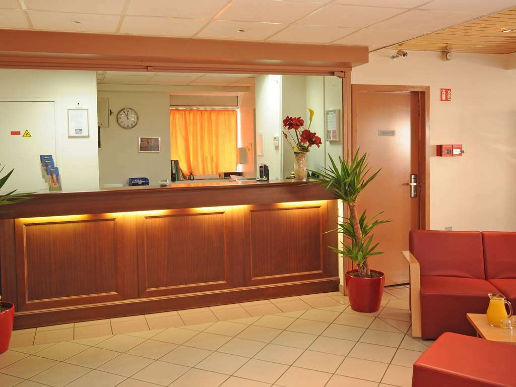 Ibis Budget Bourgoin Jallieu Centre Eksteriør bilde